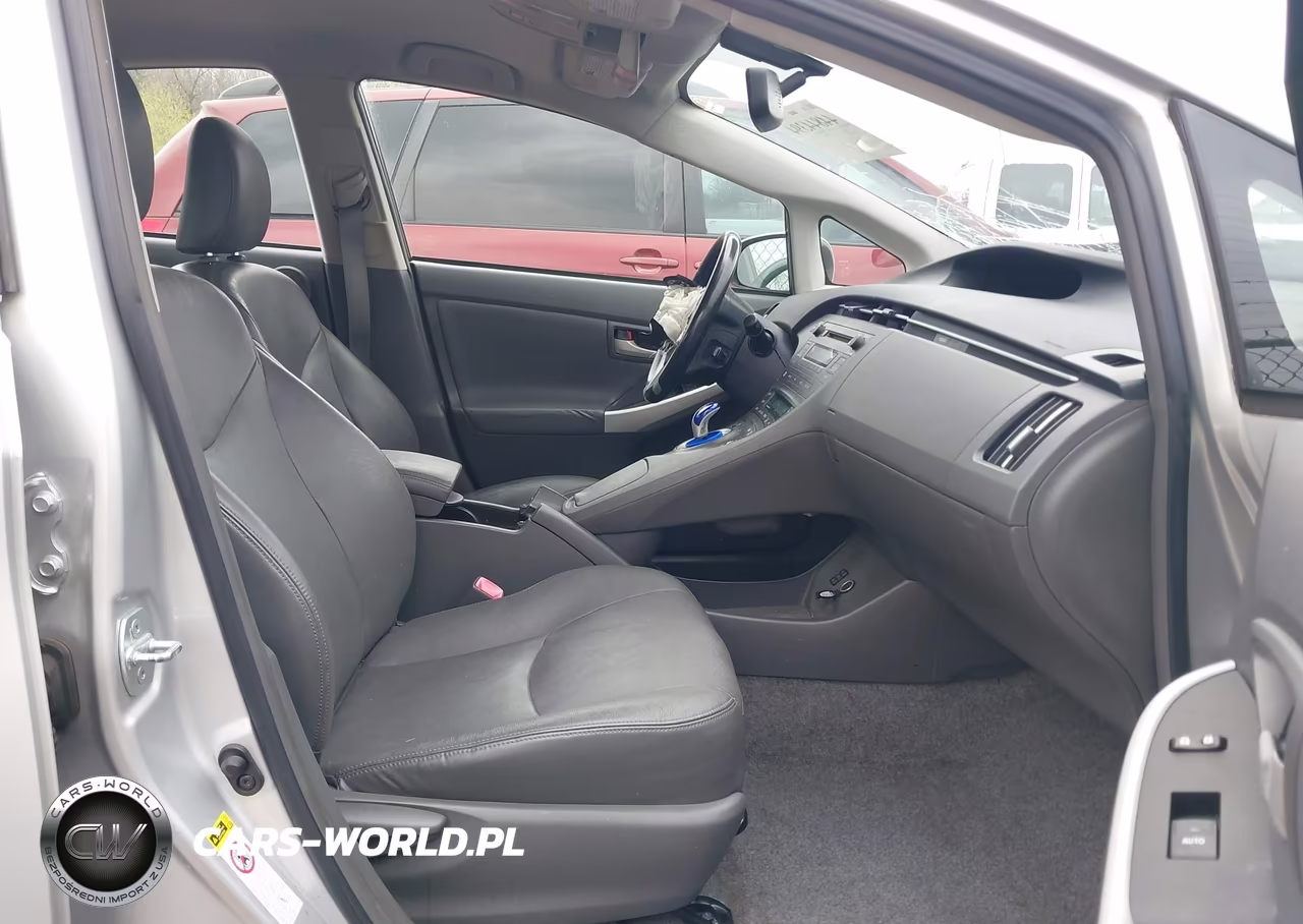 2010 Toyota Prius Iv VIN:JTDKN3DU3A0013335 - 5