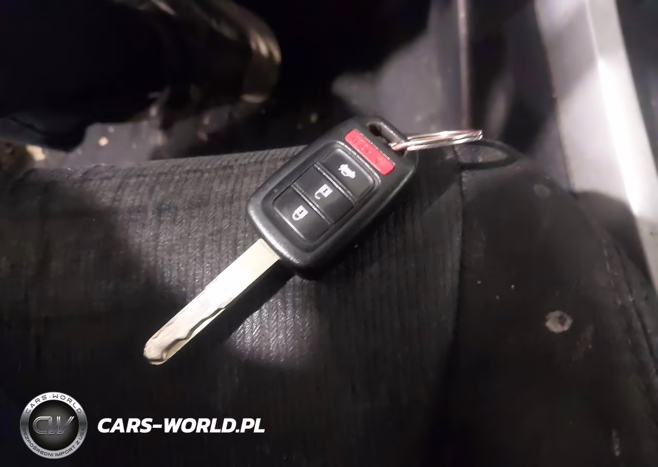 2015 Honda Accord Sport VIN:1HGCR2F58FA249085 - 11