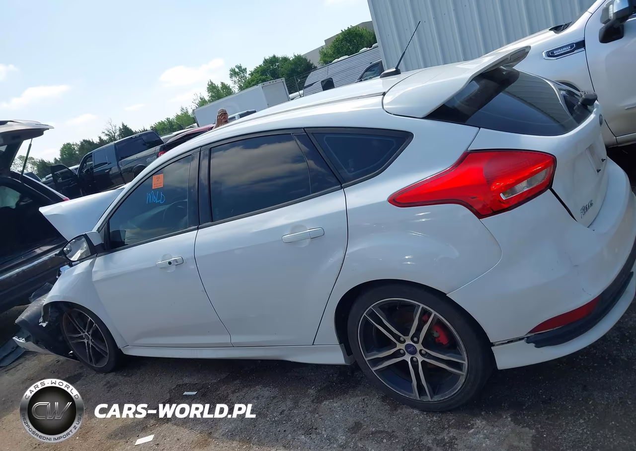 2017 Ford Focus St VIN:1FADP3L98HL318599 - 14