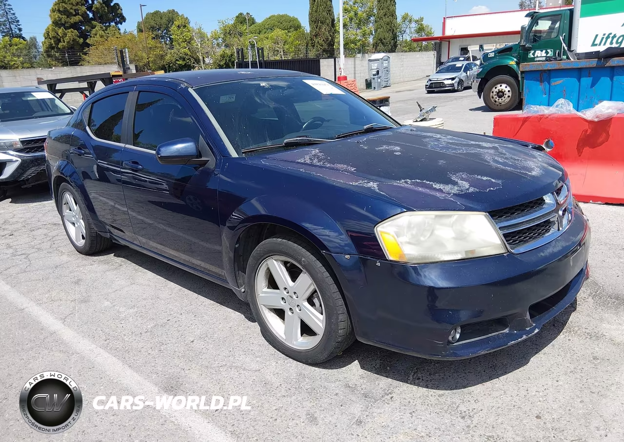 2013 Dodge Avenger Sxt