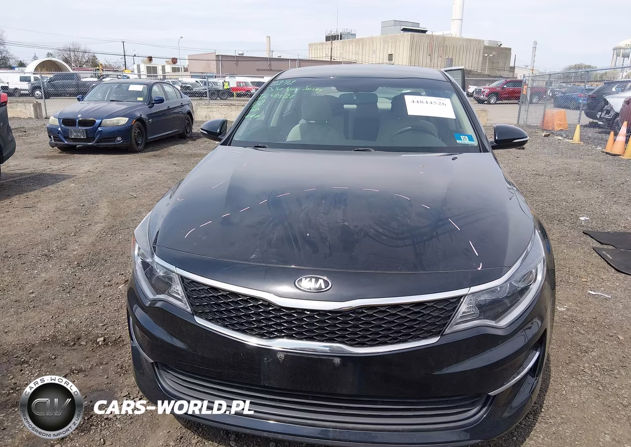2018 Kia Optima Lx VIN:5XXGT4L36JG272636 - 12