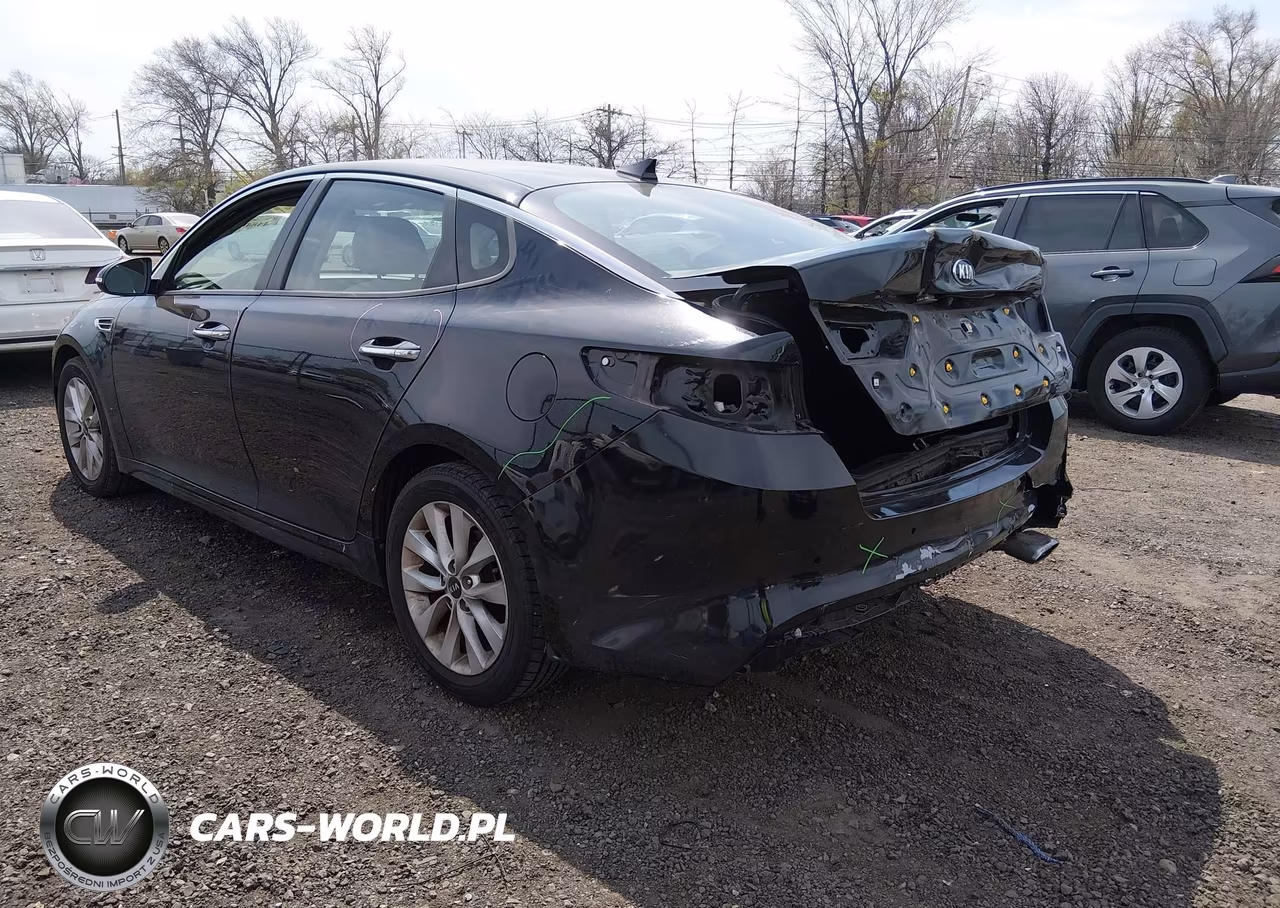 2018 Kia Optima Lx VIN:5XXGT4L36JG272636 - 3