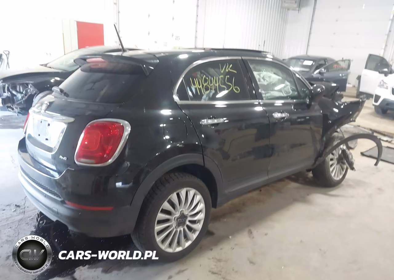 2016 Fiat 500X Lounge VIN:ZFBCFYDT3GP359877 - 4
