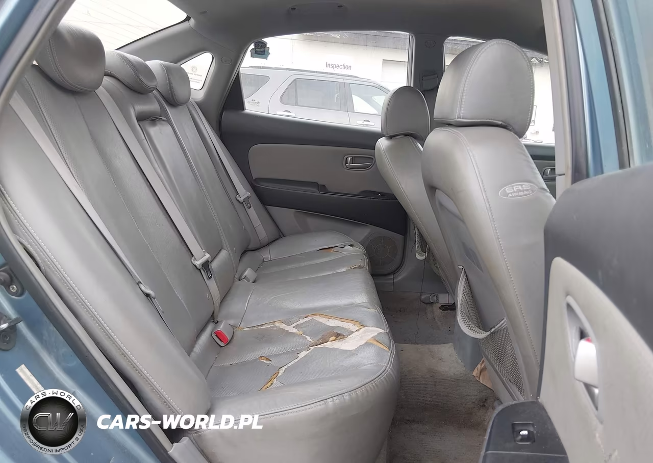 2007 Hyundai Elantra VIN:KMHDU46D57U069983 - 8