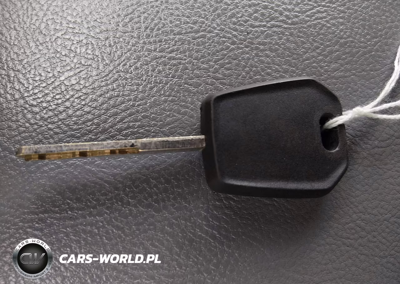 2019 Ford Transit-150 VIN:1FTYE2CM0KKB61762 - 11