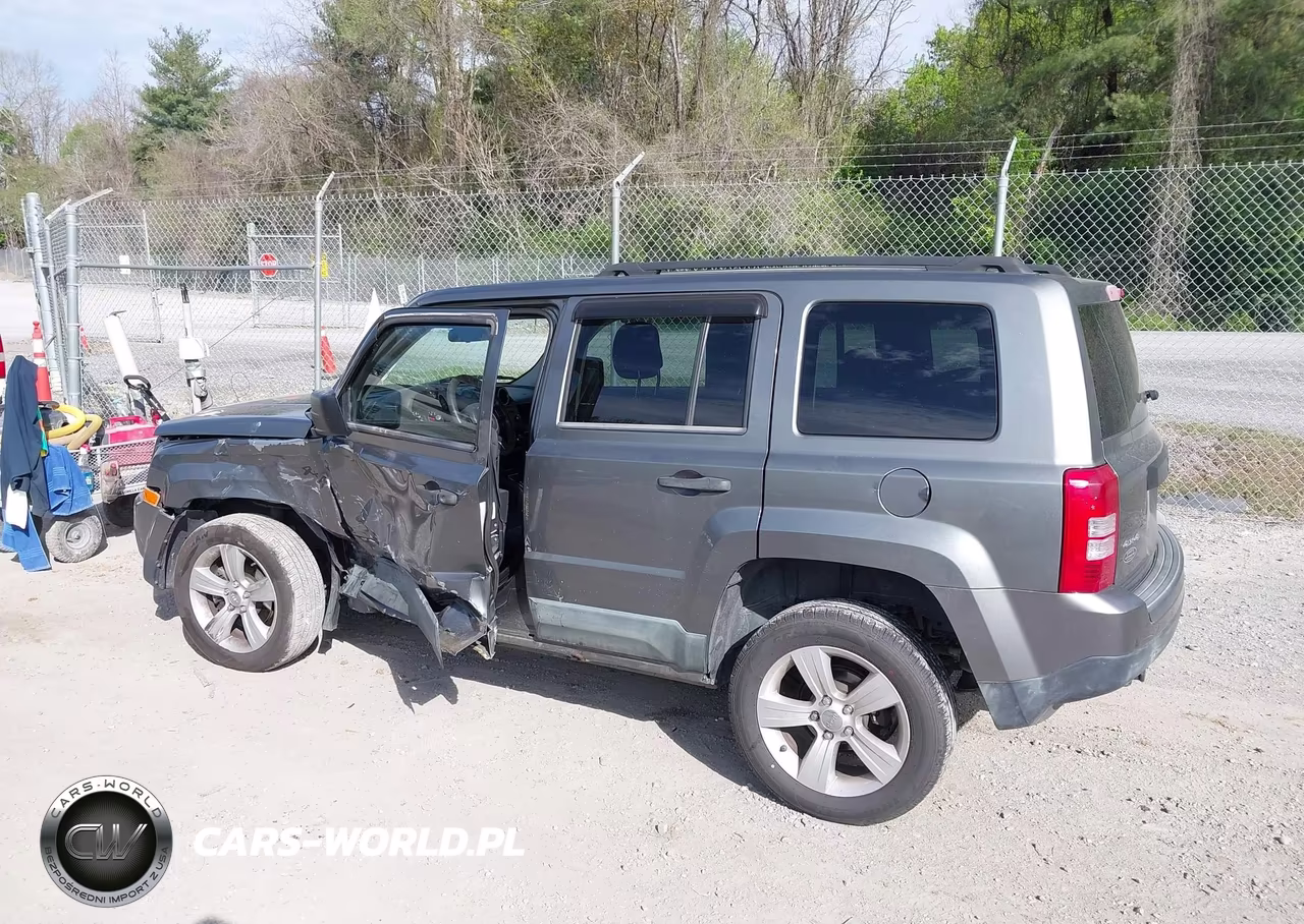 2011 Jeep Patriot Sport VIN:1J4NF1GB8BD223121 - 3