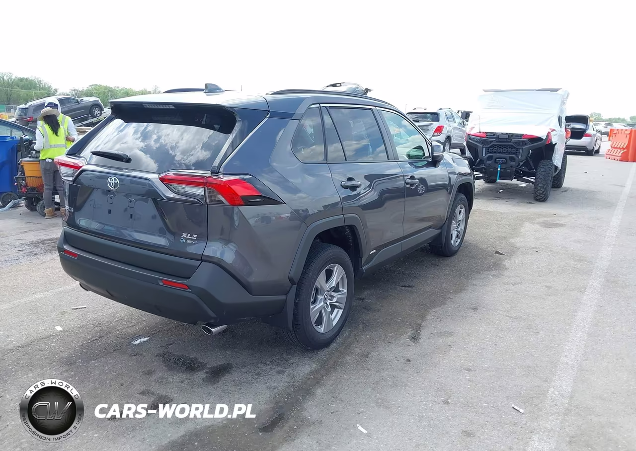 2025 Toyota Rav4 Hybrid Xle VIN:JTMRWRFV5SJ081216 - 4