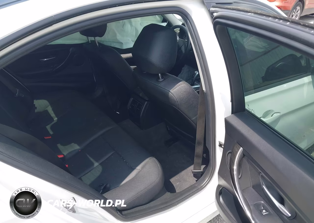 2017 BMW 320I VIN:WBA8E1G32HNU18016 - 8