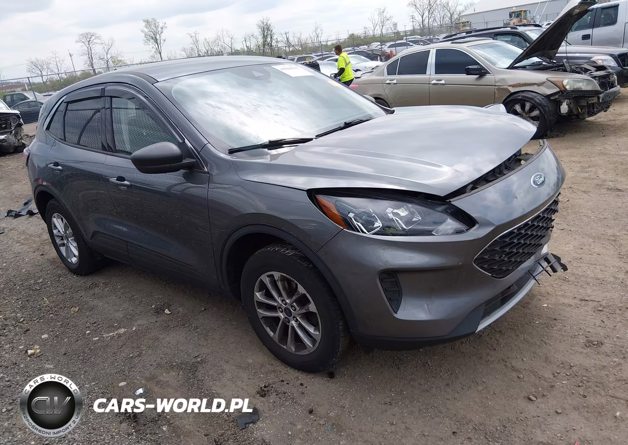 2022 Ford Escape Se