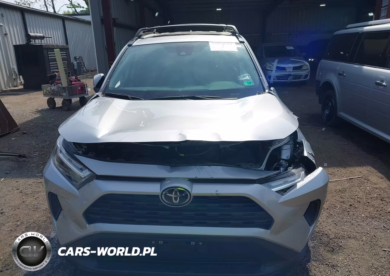 2024 Toyota Rav4 Xle VIN:2T3P1RFV8RC424927 - 12