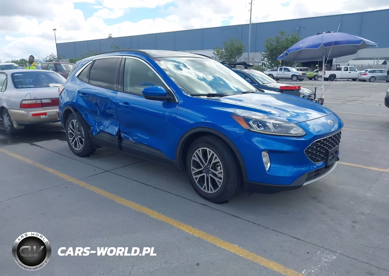 2020 Ford Escape Sel