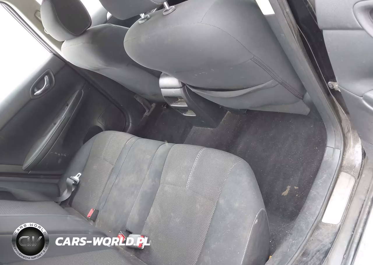 2016 Nissan Sentra S VIN:3N1AB7AP9GY328992 - 8