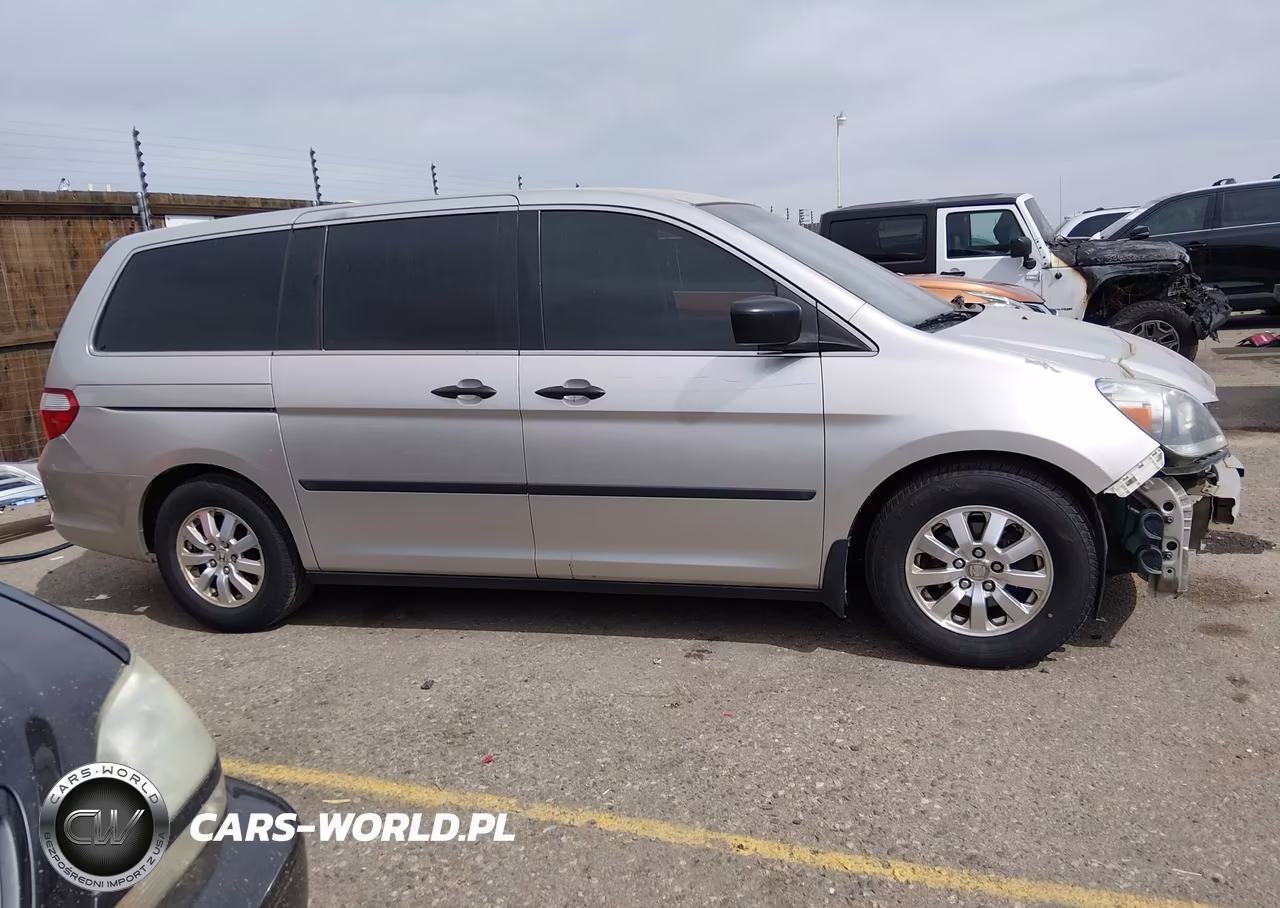 2007 Honda Odyssey Lx VIN:5FNRL38217B063223 - 14