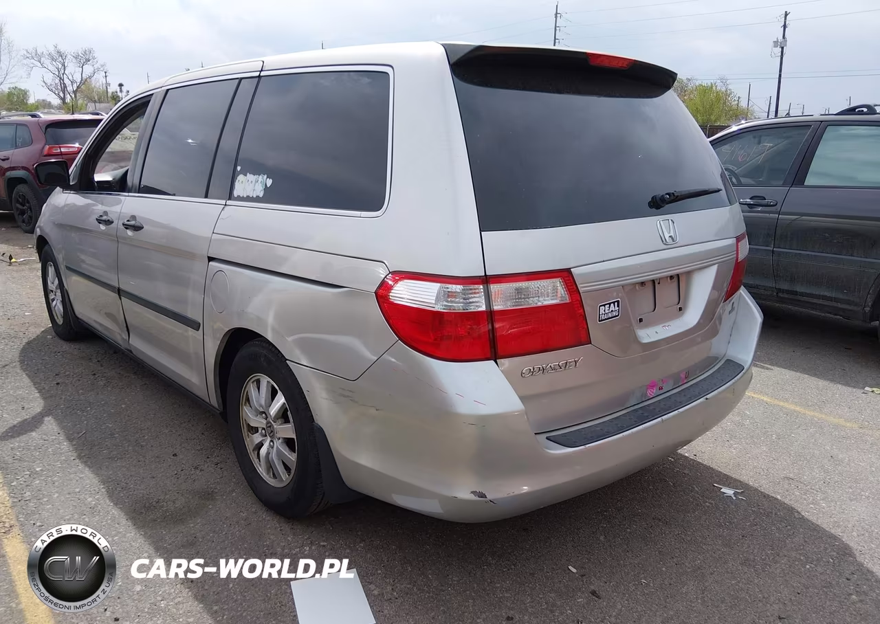 2007 Honda Odyssey Lx VIN:5FNRL38217B063223 - 3