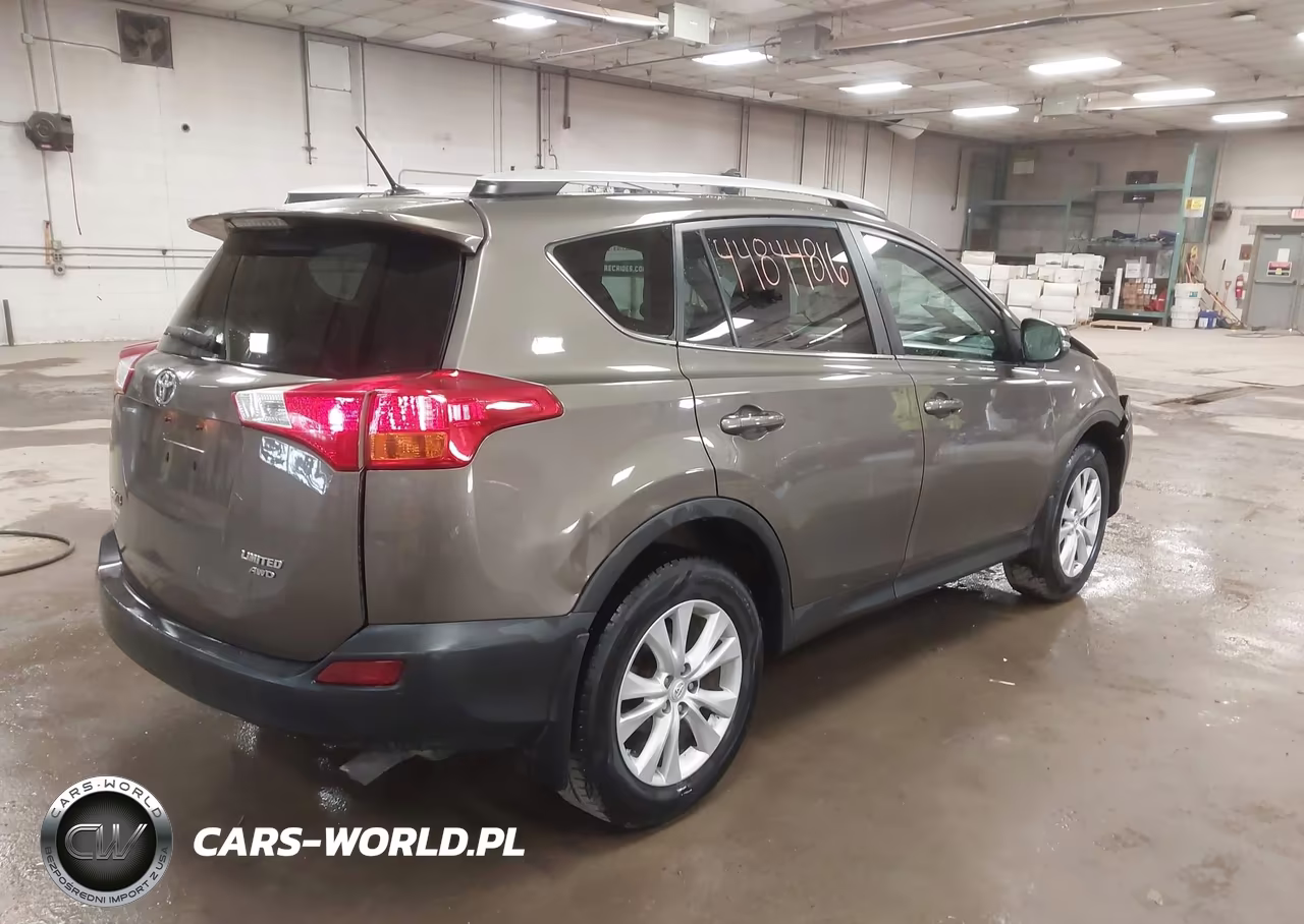 2015 Toyota Rav4 Limited VIN:2T3DFREV1FW326807 - 4
