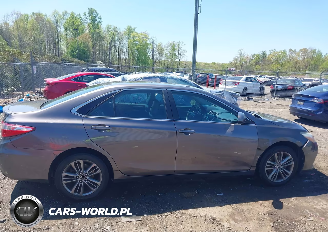 2016 Toyota Camry Se VIN:4T1BF1FK9GU595502 - 13