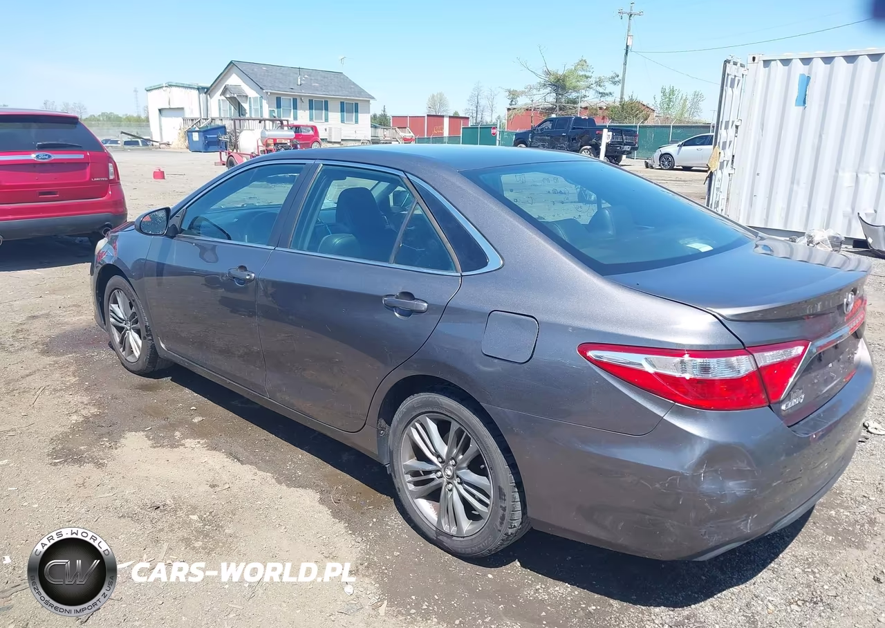 2016 Toyota Camry Se VIN:4T1BF1FK9GU595502 - 3