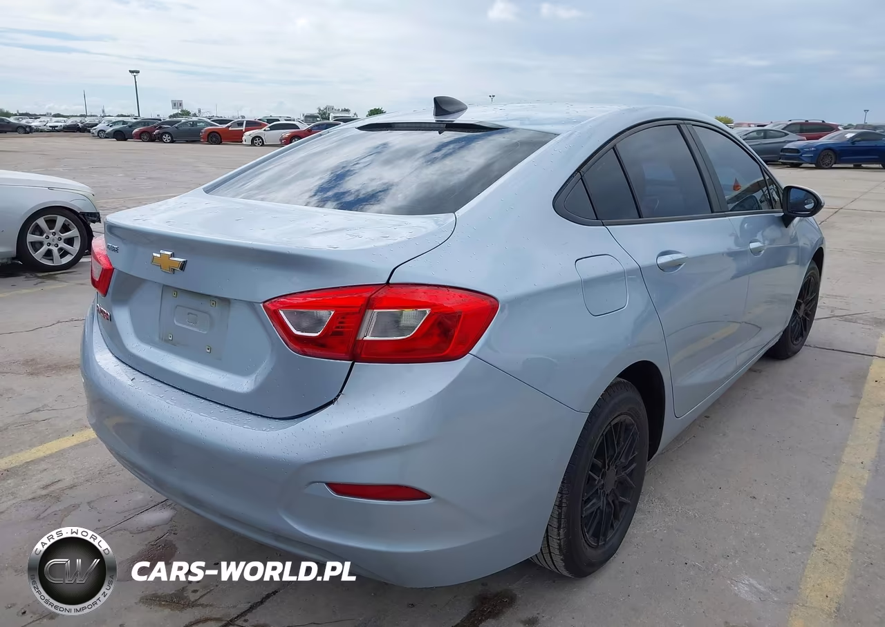 2017 Chevrolet Cruze Ls Auto VIN:1G1BC5SM2H7145310 - 4