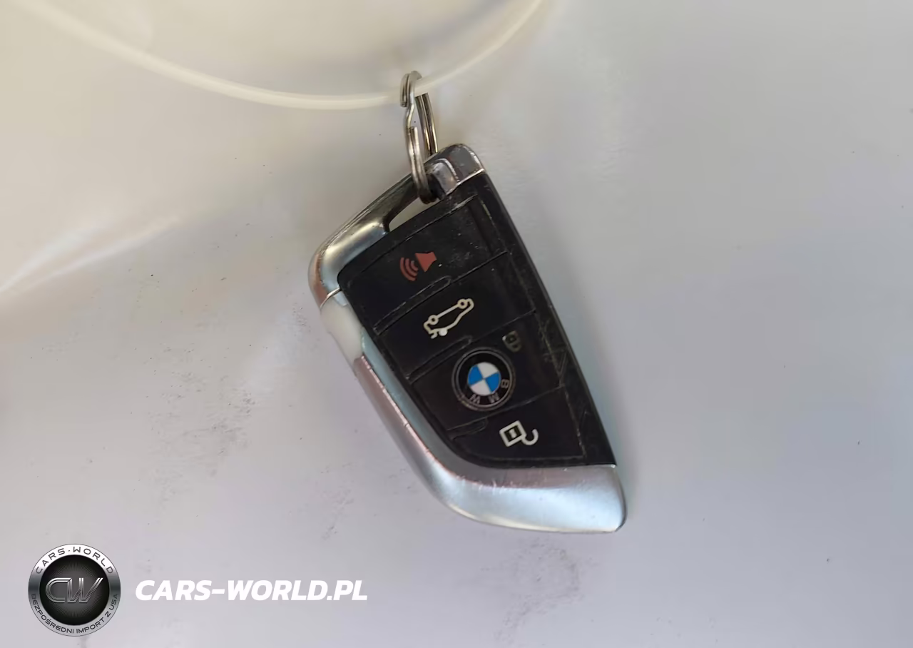 2017 BMW X1 xDrive28I VIN:WBXHT3C33H5F76493 - 11