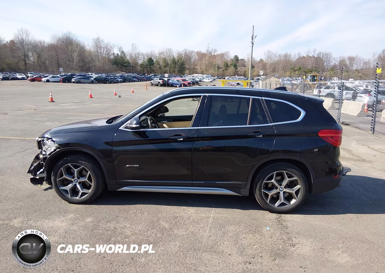 2017 BMW X1 xDrive28I VIN:WBXHT3C33H5F76493 - 14