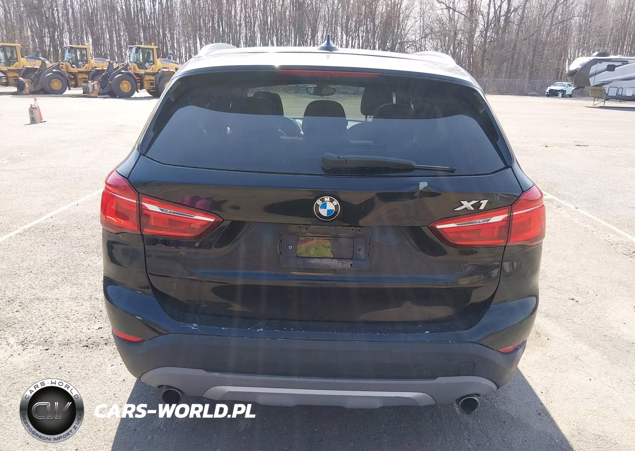 2017 BMW X1 xDrive28I VIN:WBXHT3C33H5F76493 - 16