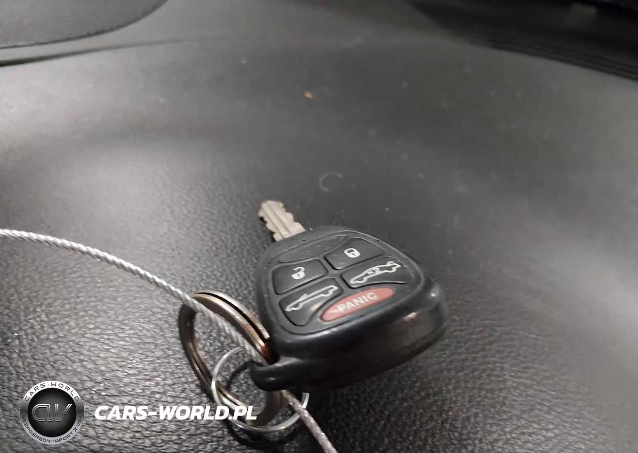 2014 Chrysler 200 Touring VIN:1C3BCBEBXEN158236 - 11