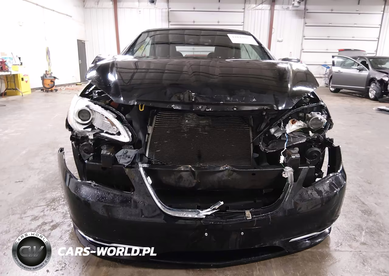 2014 Chrysler 200 Touring VIN:1C3BCBEBXEN158236 - 12