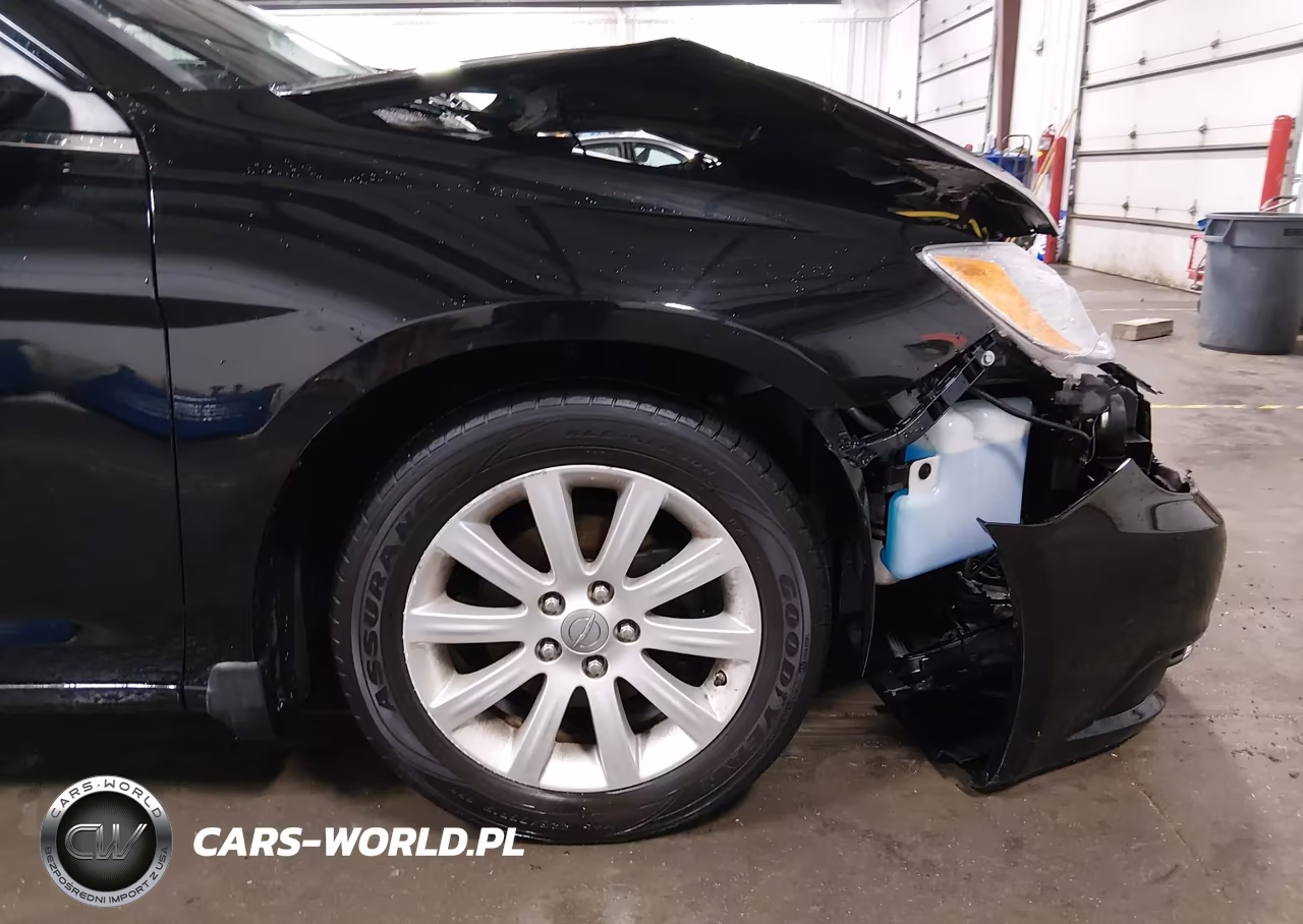 2014 Chrysler 200 Touring VIN:1C3BCBEBXEN158236 - 17