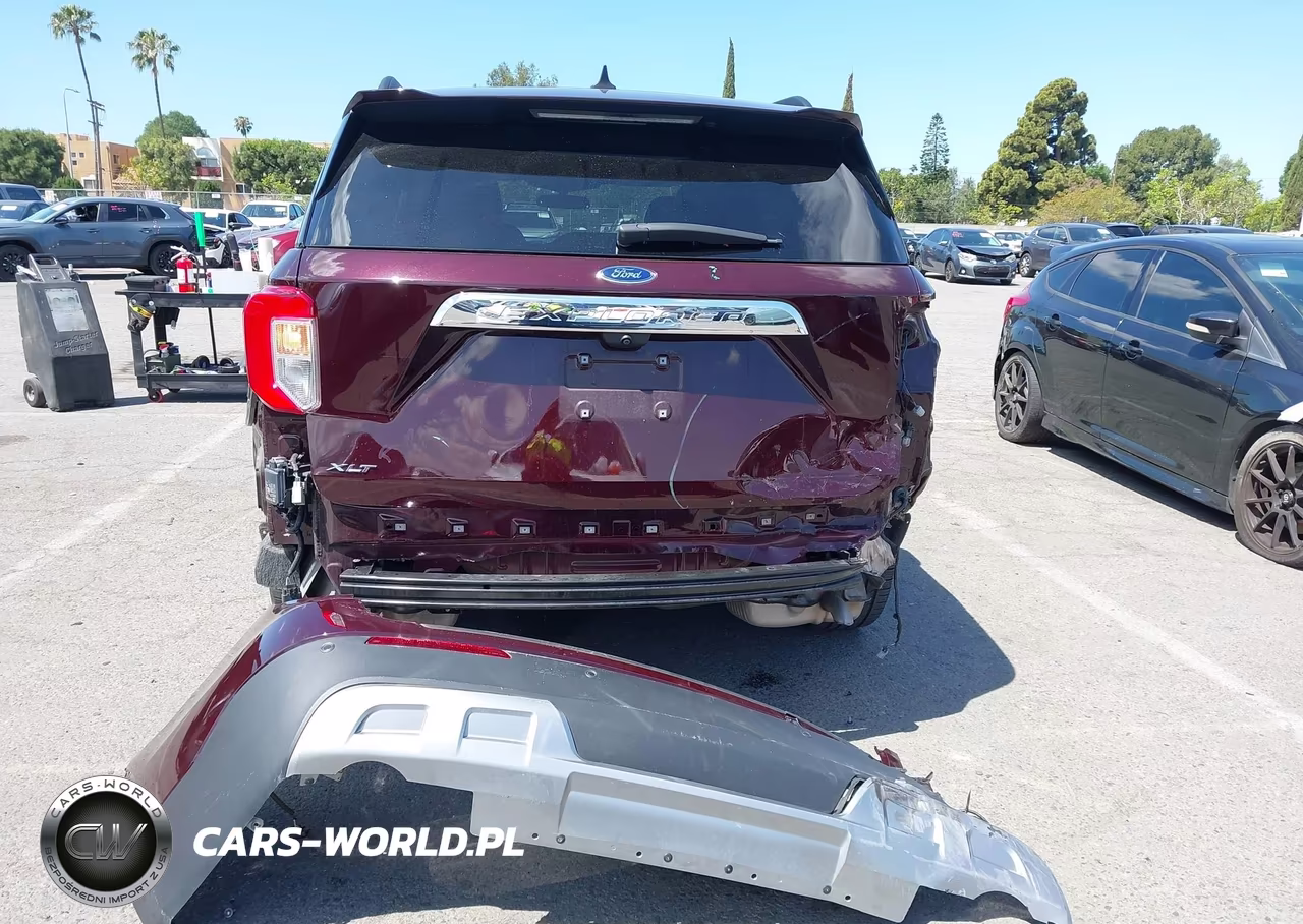 2023 Ford Explorer Xlt VIN:1FMSK7DHXPGA96213 - 17