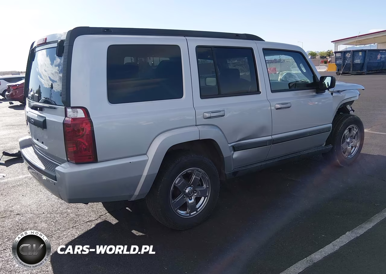2008 Jeep Commander Sport VIN:1J8HG48K98C221725 - 4