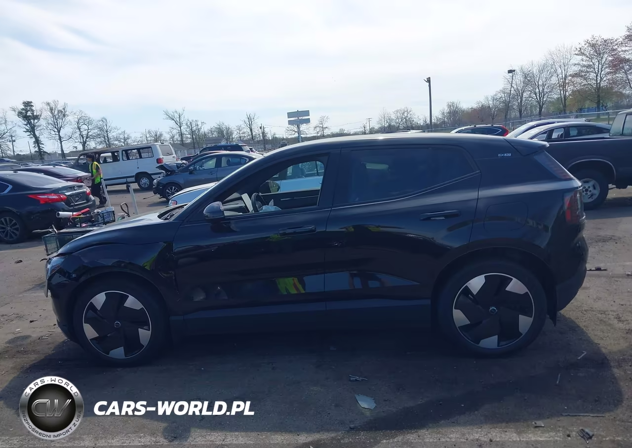 2025 Volvo Ex30 Ultra Twin Motor Performance, Fully Electric VIN:YV4EK3ZL5SS145148 - 14
