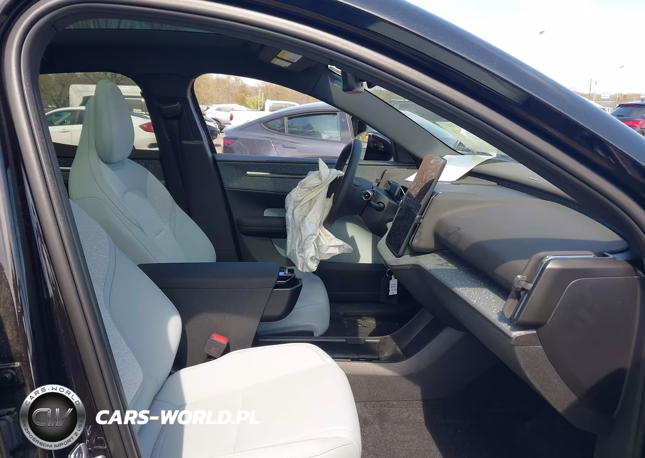 2025 Volvo Ex30 Ultra Twin Motor Performance, Fully Electric VIN:YV4EK3ZL5SS145148 - 5