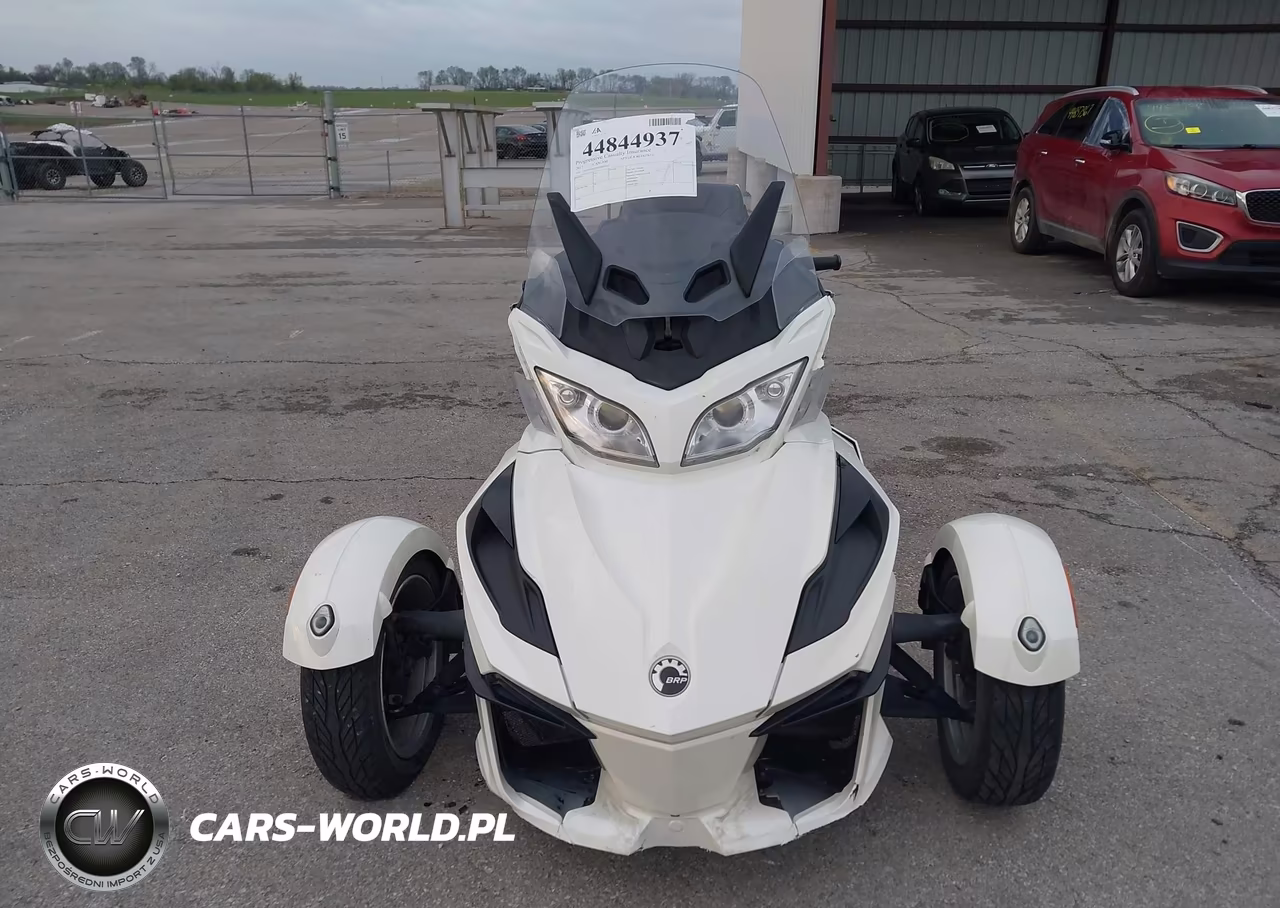 2017 Can-Am Spyder Roadster Rt-Rt-S-Ltd-Sp Series VIN:2BXNBDD29HV001465 - 5