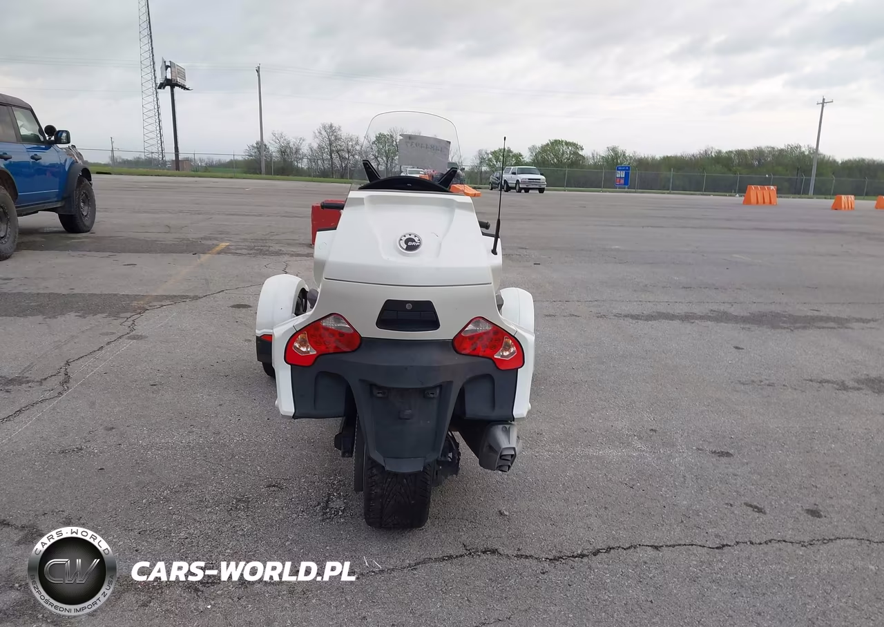 2017 Can-Am Spyder Roadster Rt-Rt-S-Ltd-Sp Series VIN:2BXNBDD29HV001465 - 6