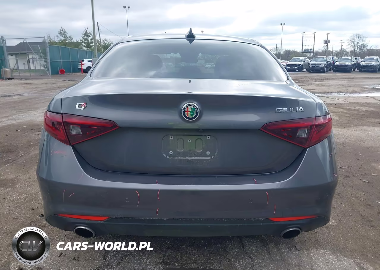 2017 Alfa Romeo Giulia Ti Awd VIN:ZARFAEENXH7556950 - 16
