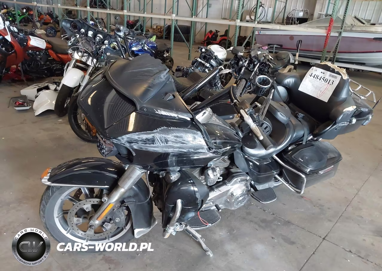2017 Harley-Davidson Fltru VIN:1HD1KGD15HB624613 - 2