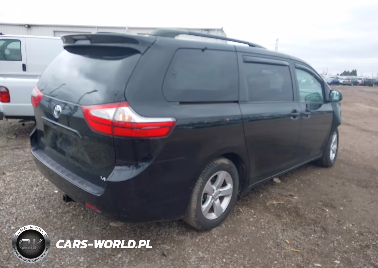 2015 Toyota Sienna Le 8 Passenger VIN:5TDKK3DCXFS593123 - 4