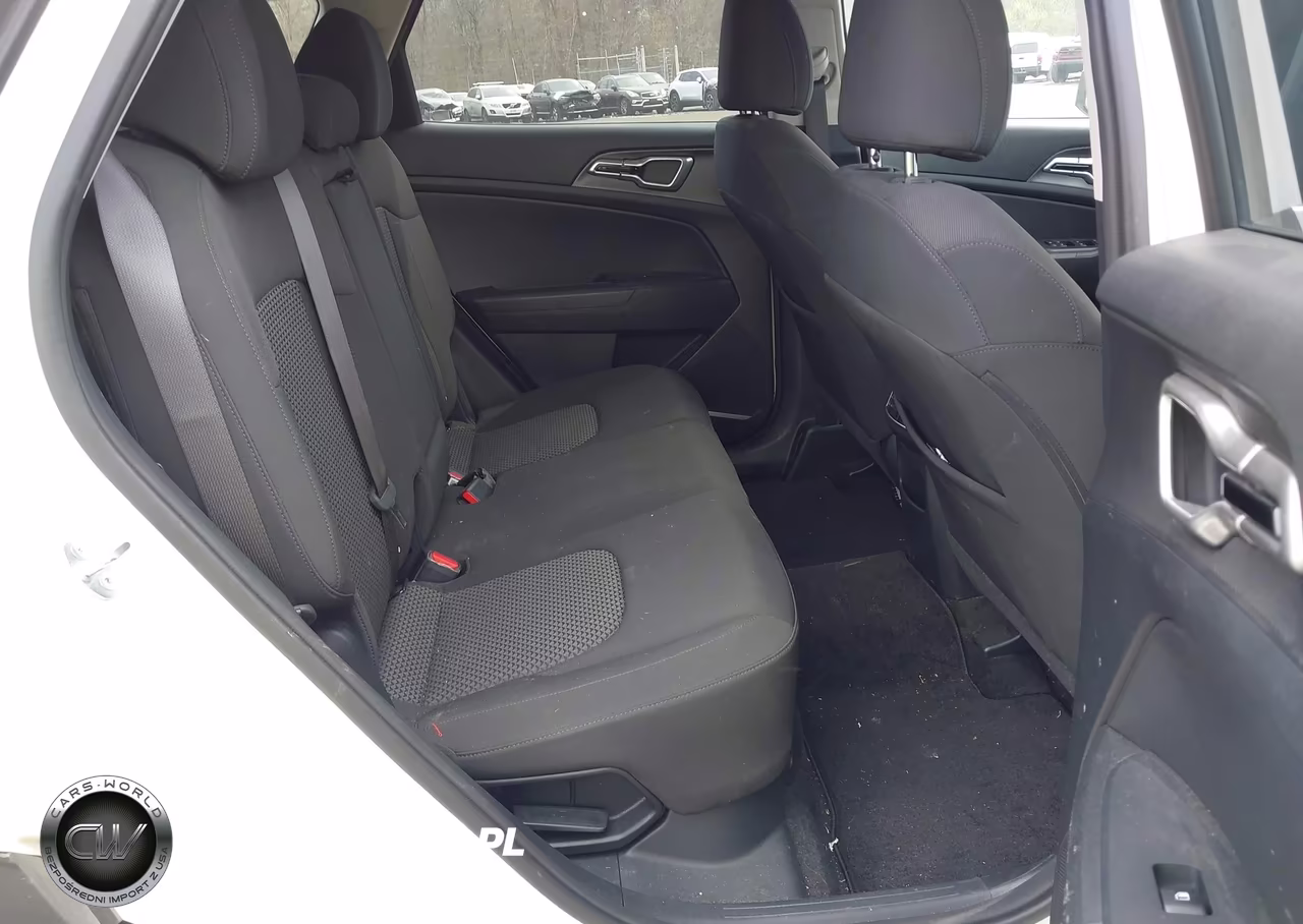 2023 Kia Sportage Hybrid Lx VIN:KNDPUCAG5P7101181 - 8