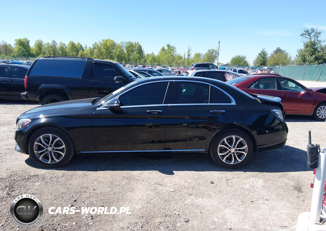 2016 Mercedes-Benz C 300 4Matic VIN:55SWF4KB7GU148364 - 14