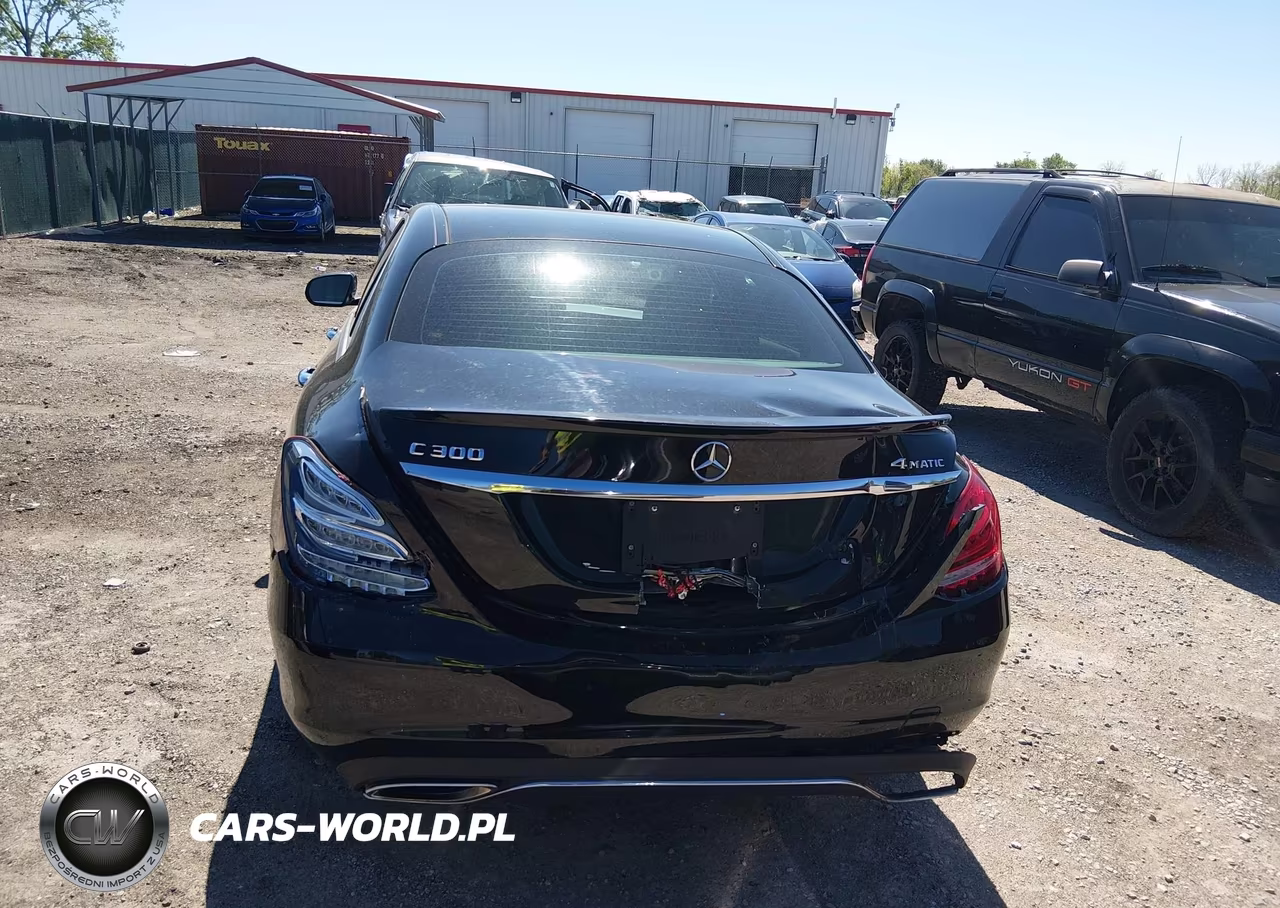 2016 Mercedes-Benz C 300 4Matic VIN:55SWF4KB7GU148364 - 16