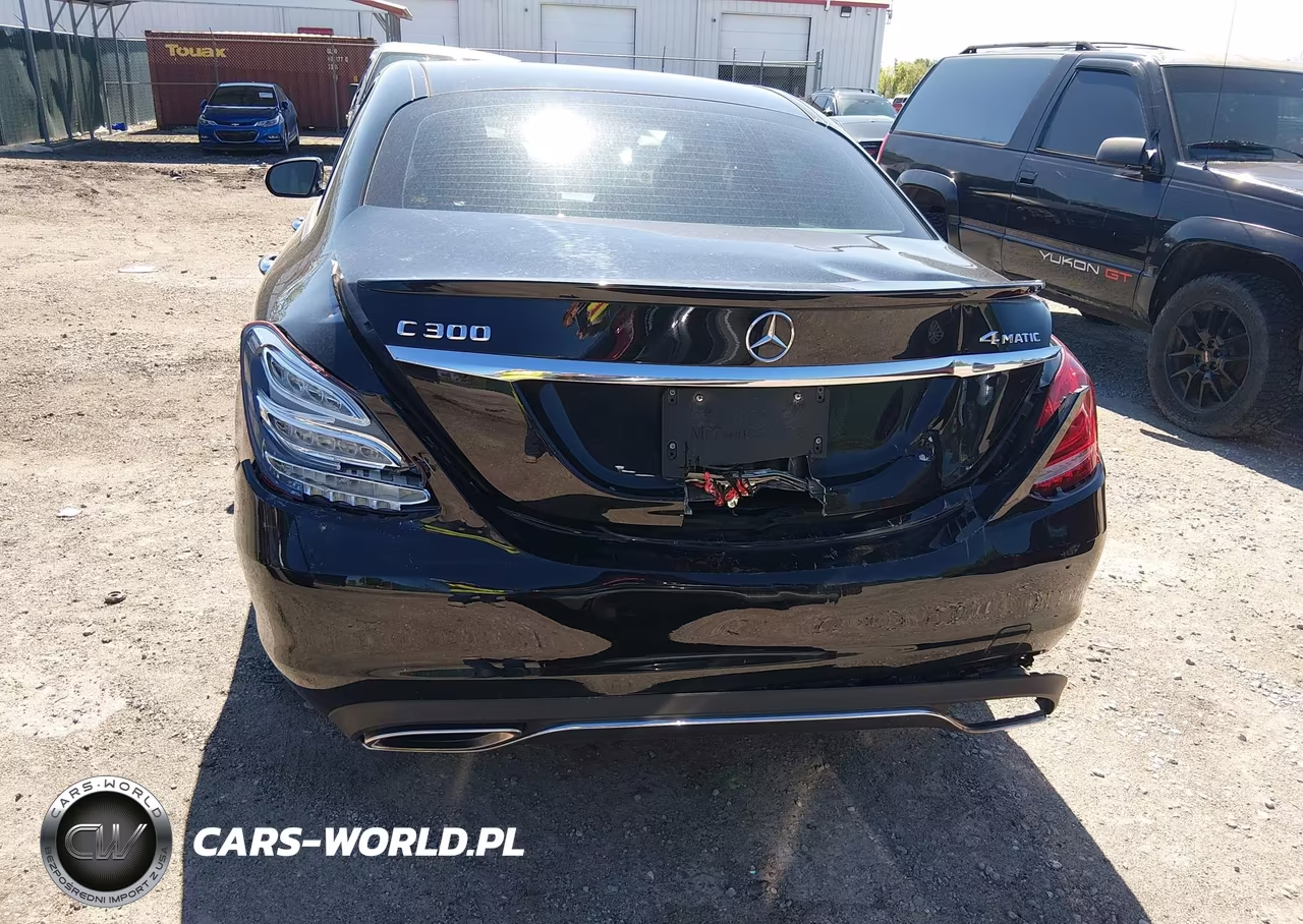 2016 Mercedes-Benz C 300 4Matic VIN:55SWF4KB7GU148364 - 6