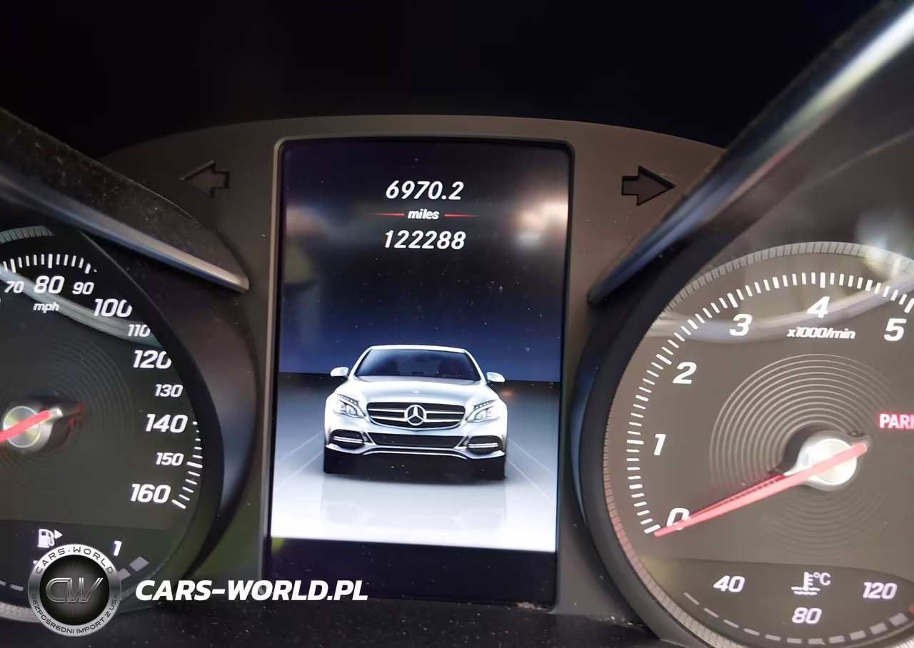 2016 Mercedes-Benz C 300 4Matic VIN:55SWF4KB7GU148364 - 7