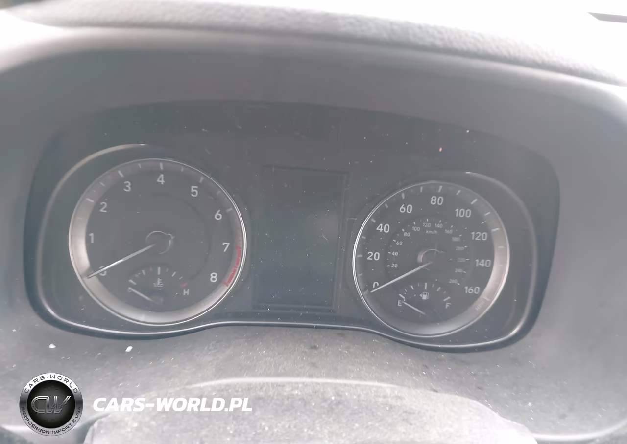 2019 Hyundai Kona Ultimate VIN:KM8K53A55KU267390 - 16