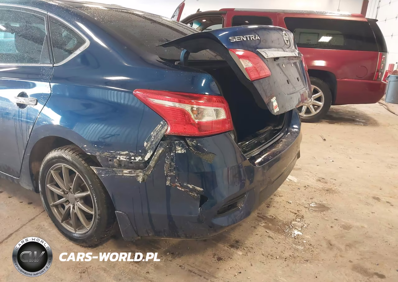 2018 Nissan Sentra S VIN:3N1AB7AP1JY302829 - 6