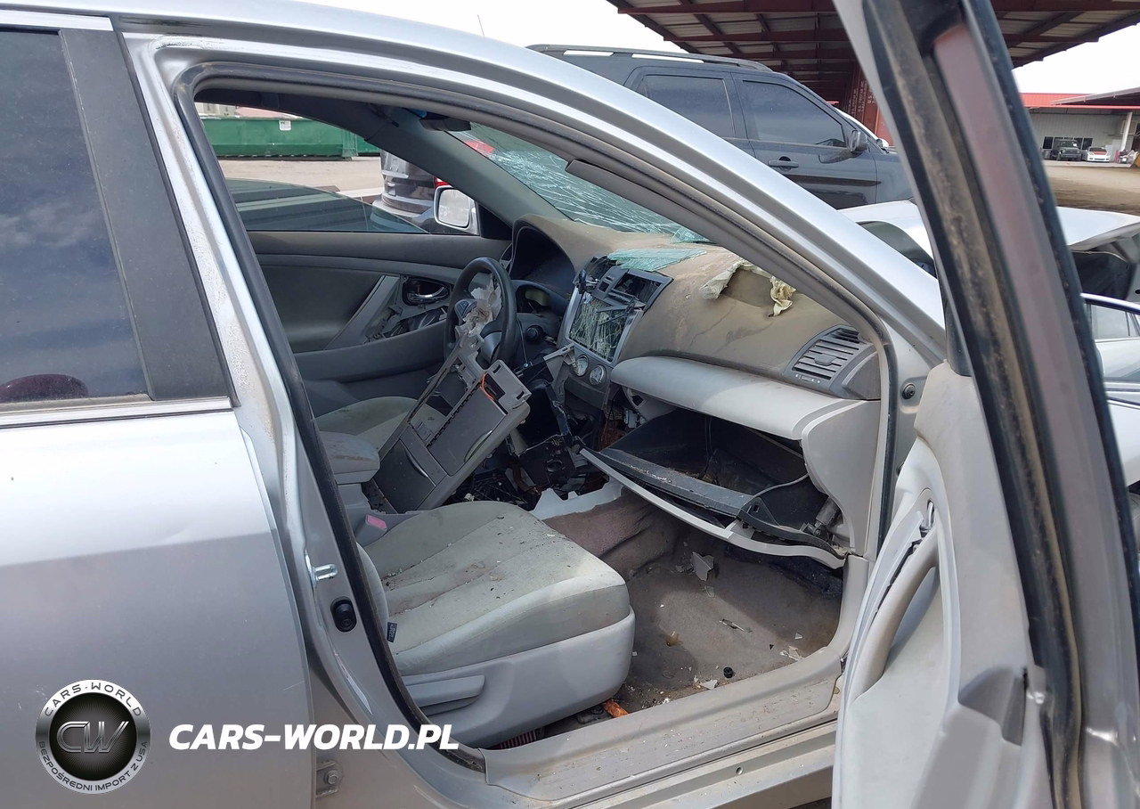 2011 Toyota Camry Le VIN:JTNBF3EK9B3010574 - 5