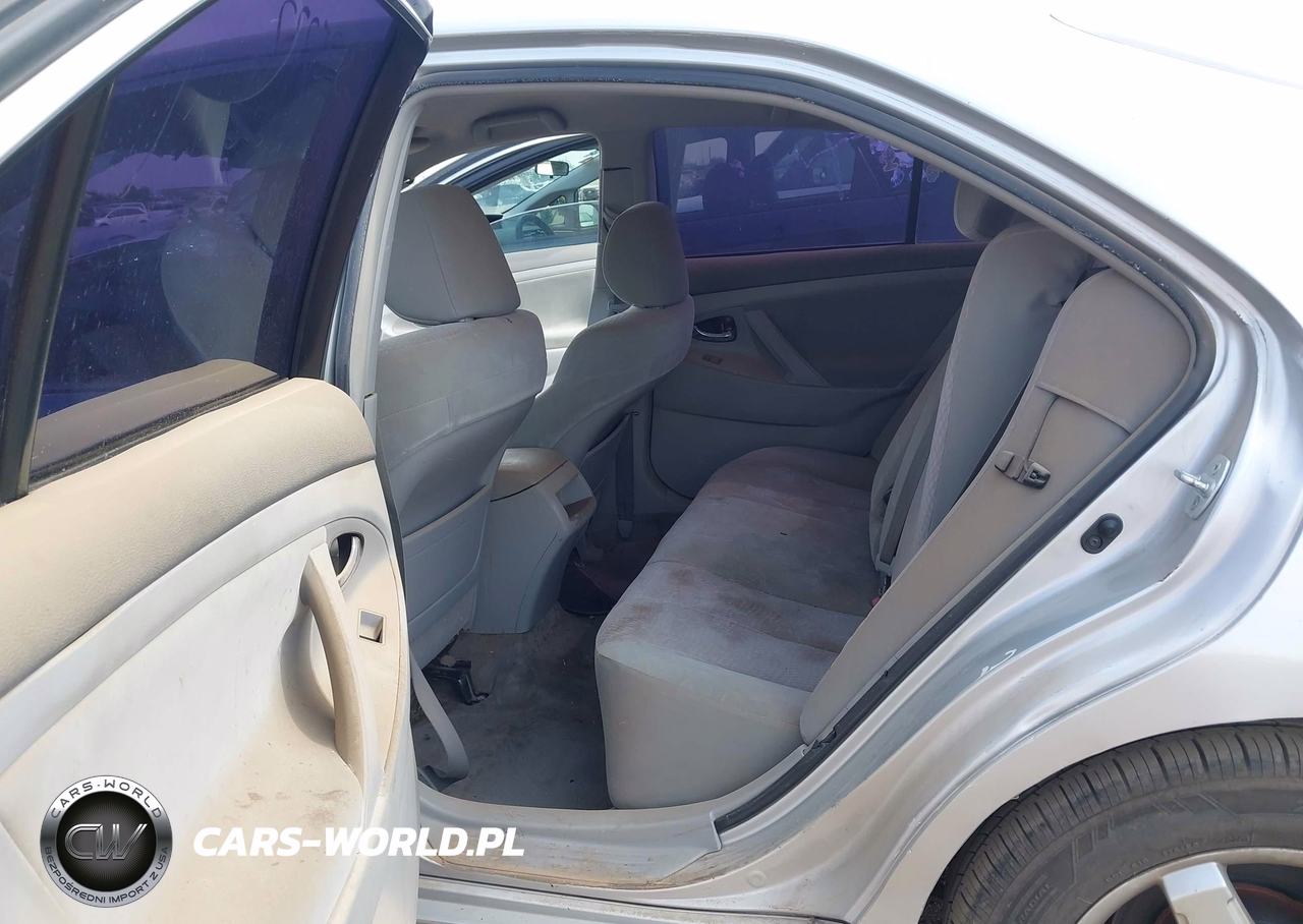 2011 Toyota Camry Le VIN:JTNBF3EK9B3010574 - 8