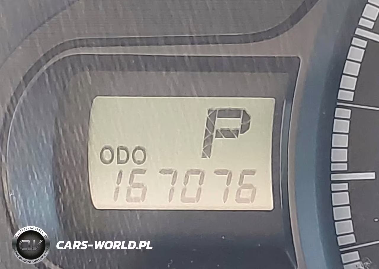 2011 Toyota Sienna Le V6 VIN:5TDKK3DC1BS079882 - 15