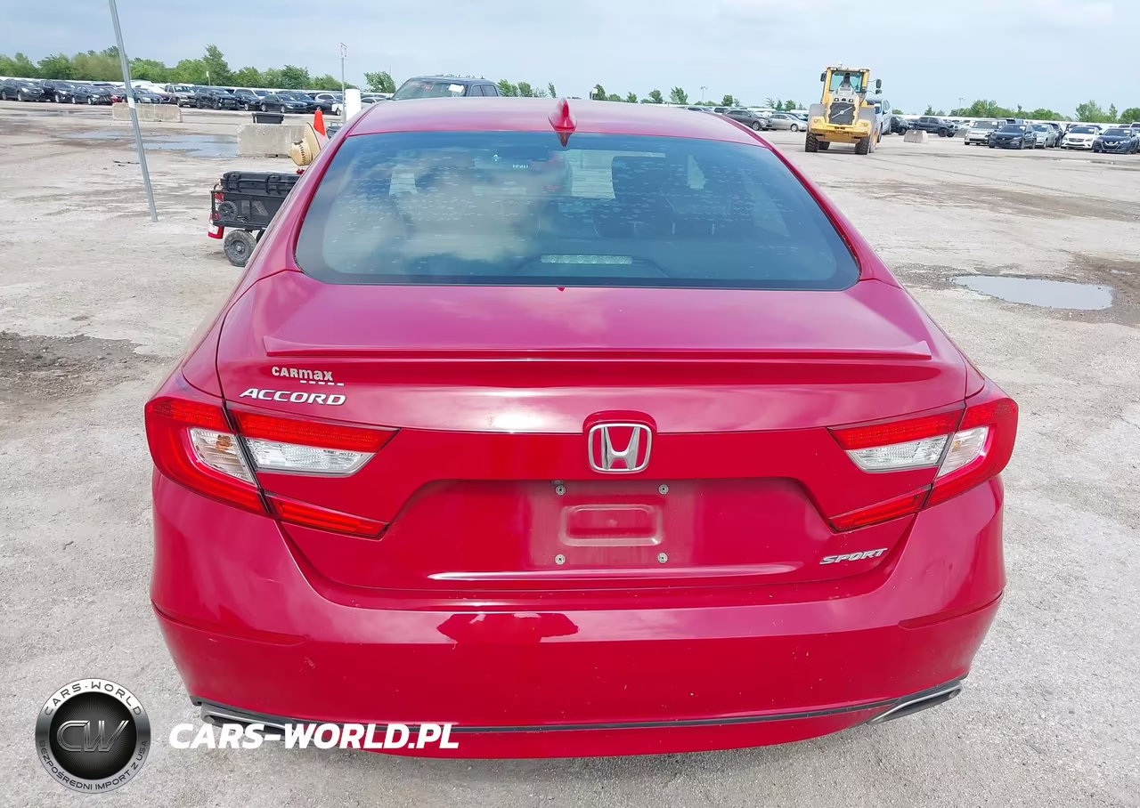 2018 Honda Accord Sport VIN:1HGCV1F39JA212317 - 15
