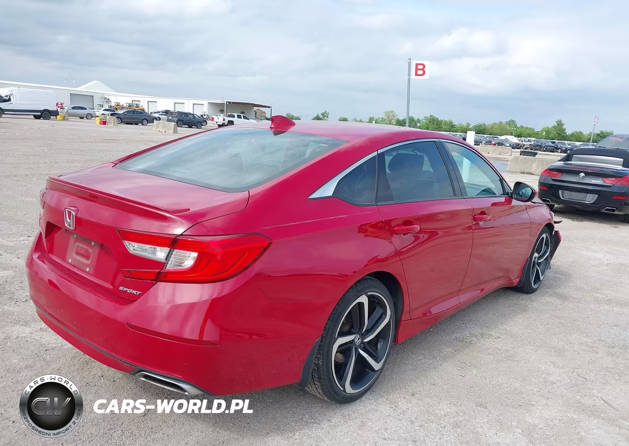 2018 Honda Accord Sport VIN:1HGCV1F39JA212317 - 4