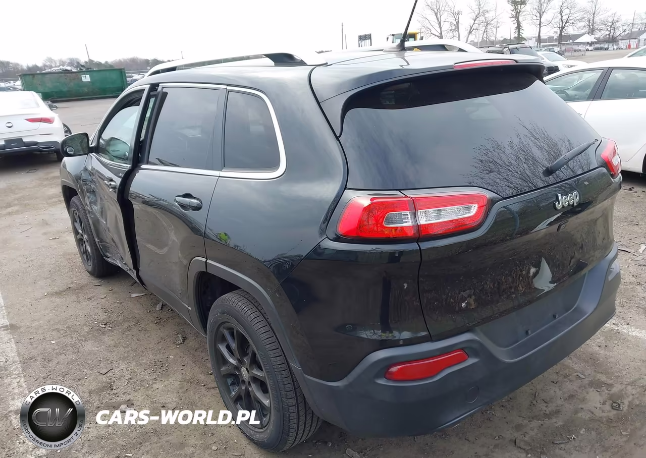 2015 Jeep Cherokee Latitude VIN:1C4PJMCB6FW750797 - 3